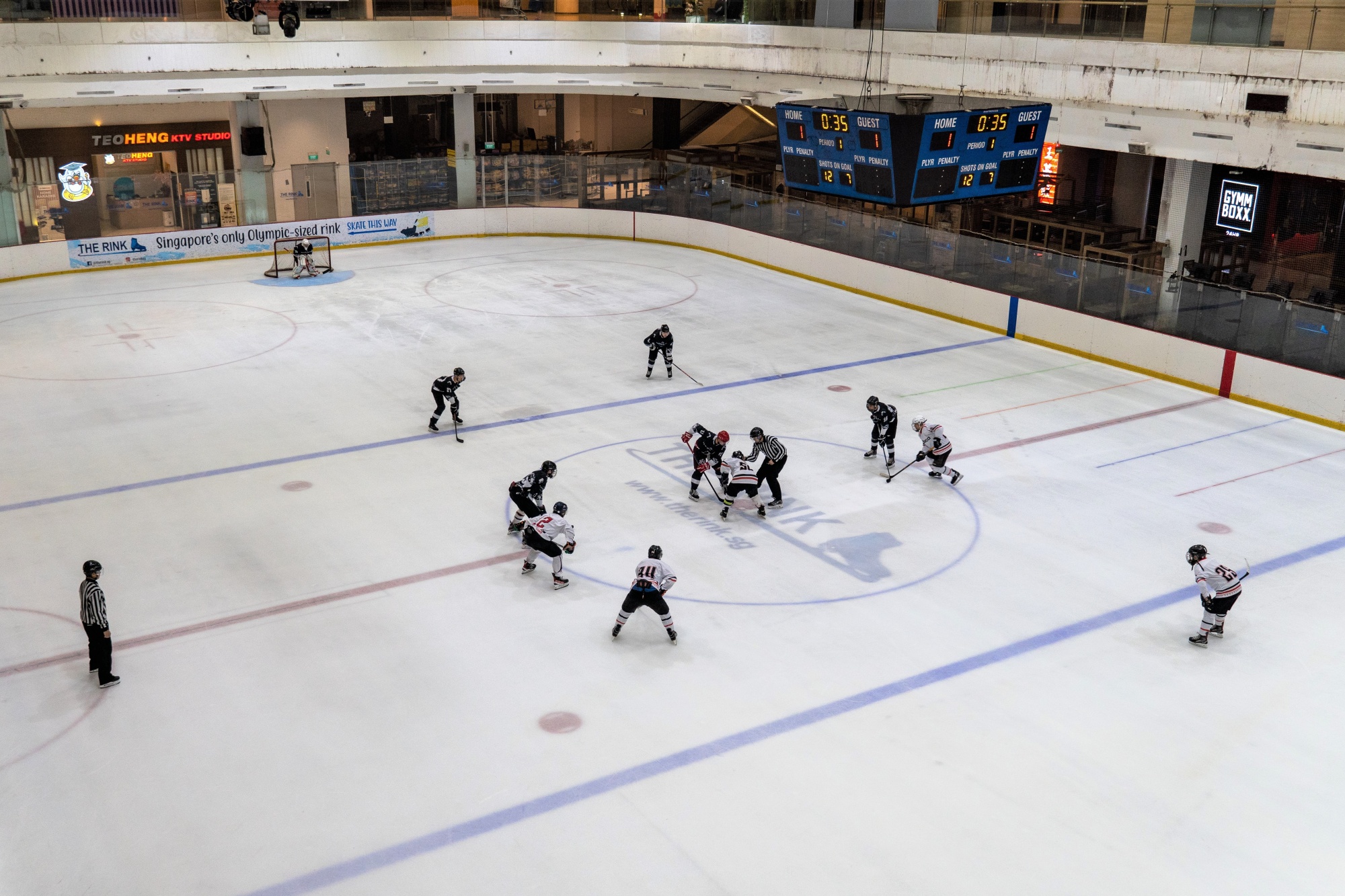 Singapores Only Ice Hockey Rink in JCube Mall to be Bulldozed for Condos