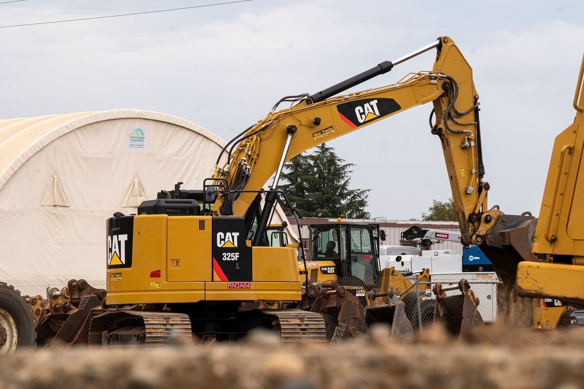 Caterpillar CEO Says US Construction Shows No Signs of Slowdown Bloomberg