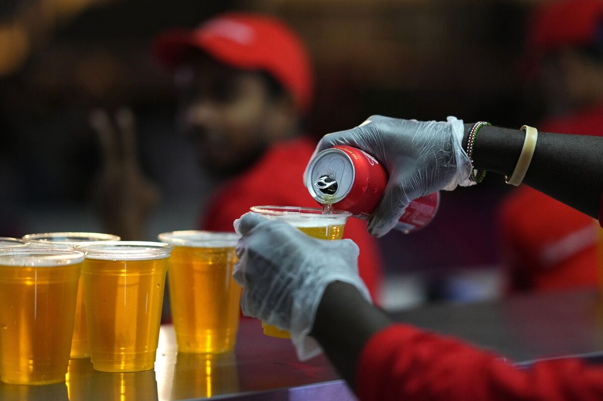 EXPLAINER: Islam's Ban on Alcohol And How It's Applied - Bloomberg