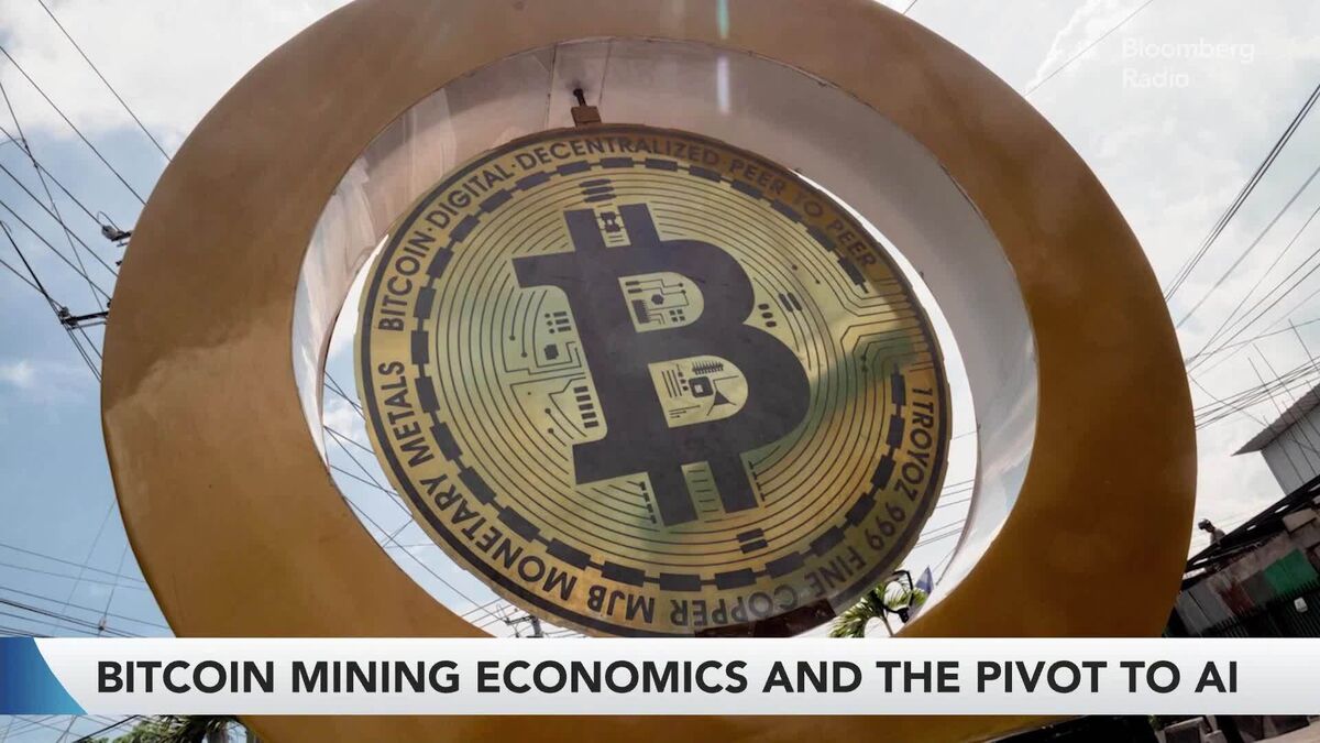 Bitcoin’s Break With Tech Widens as Strategy’s Sale Feeds Rout