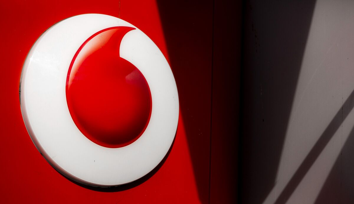 Top Vodafone Backer E& Weighs Increasing Stake to Up to 25%