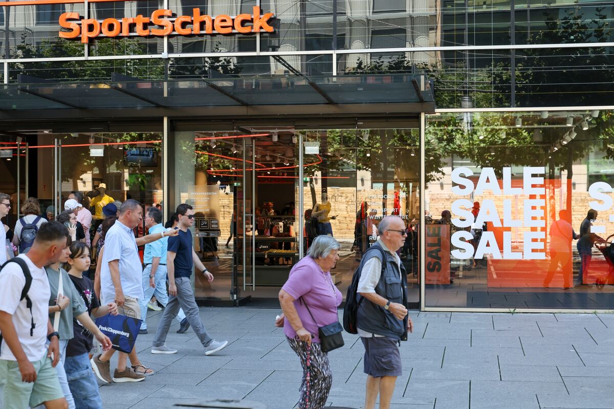 ECB Says Consumers’ Inflation Expectations Rose in August