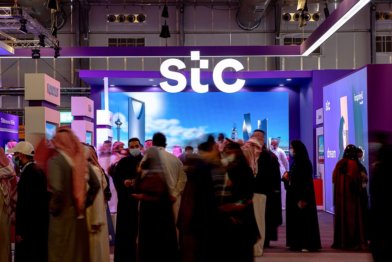 Saudi Wealth Fund PIF Offers To Buy Stake In $5.8 Billion STC Towers ...