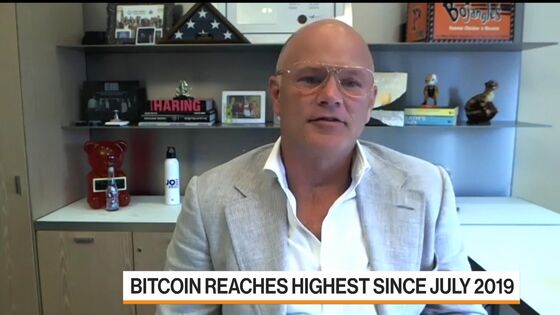 Novogratz Says Bitcoin is Digital Gold, Not a Currency for Now