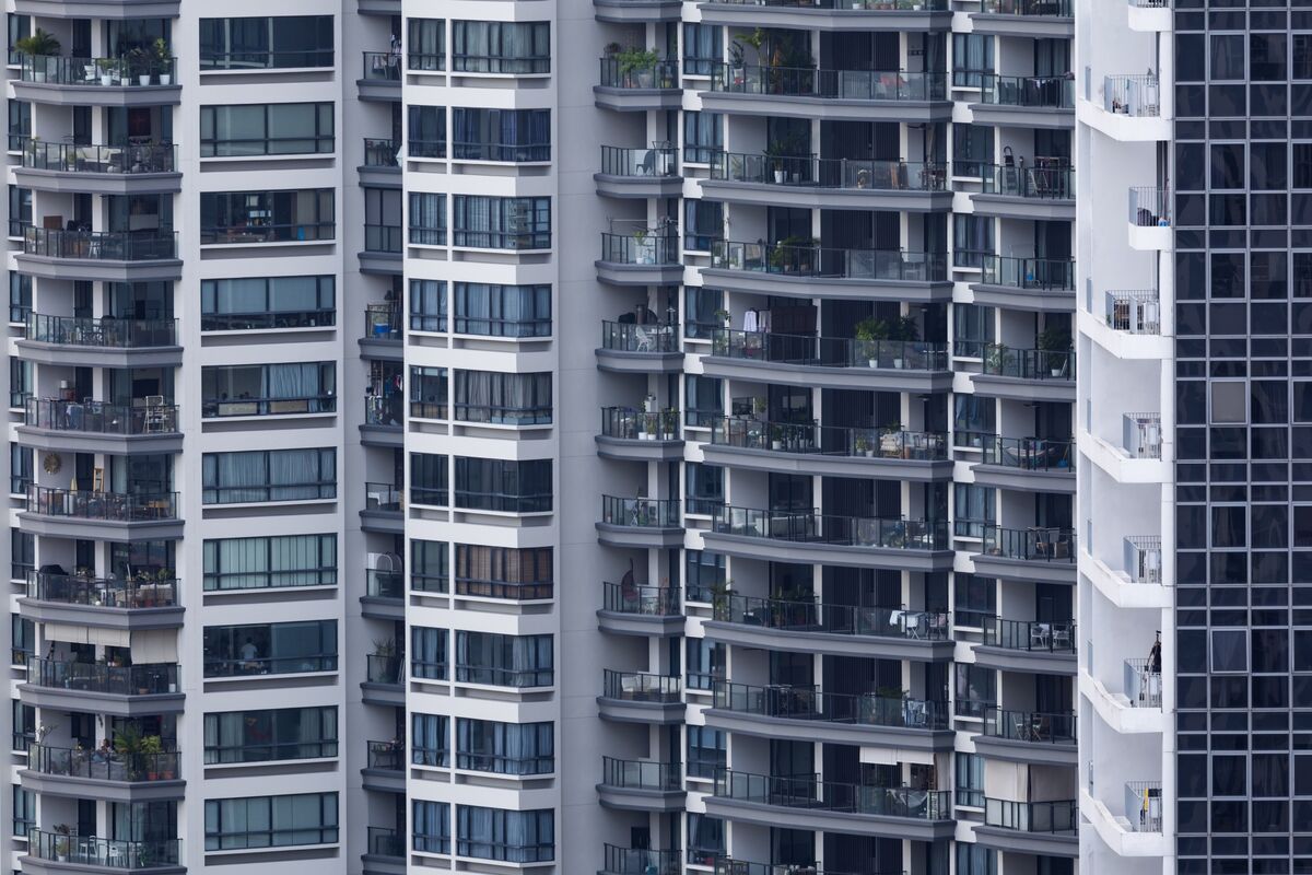 🟪"Vendite di abitazioni a Singapore ai minimi di cinque mesi: l'impatto delle tensioni tariffarie globali"