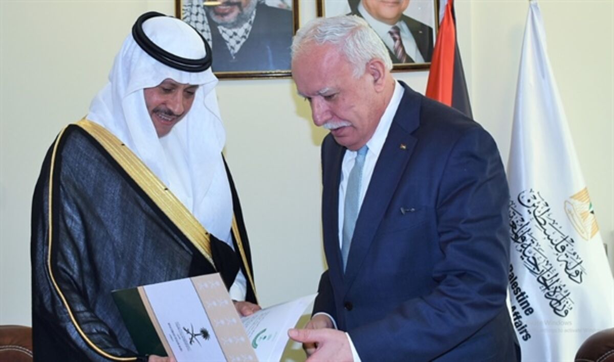 Saudi Ambassador to Palestinians Makes First Visit to West Bank