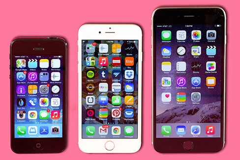 From left: iPhone 5, iPhone 6, and iPhone 6 Plus