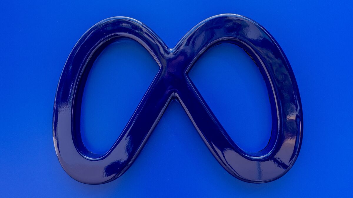 Meta Plans Big Cuts to Its Metaverse Efforts