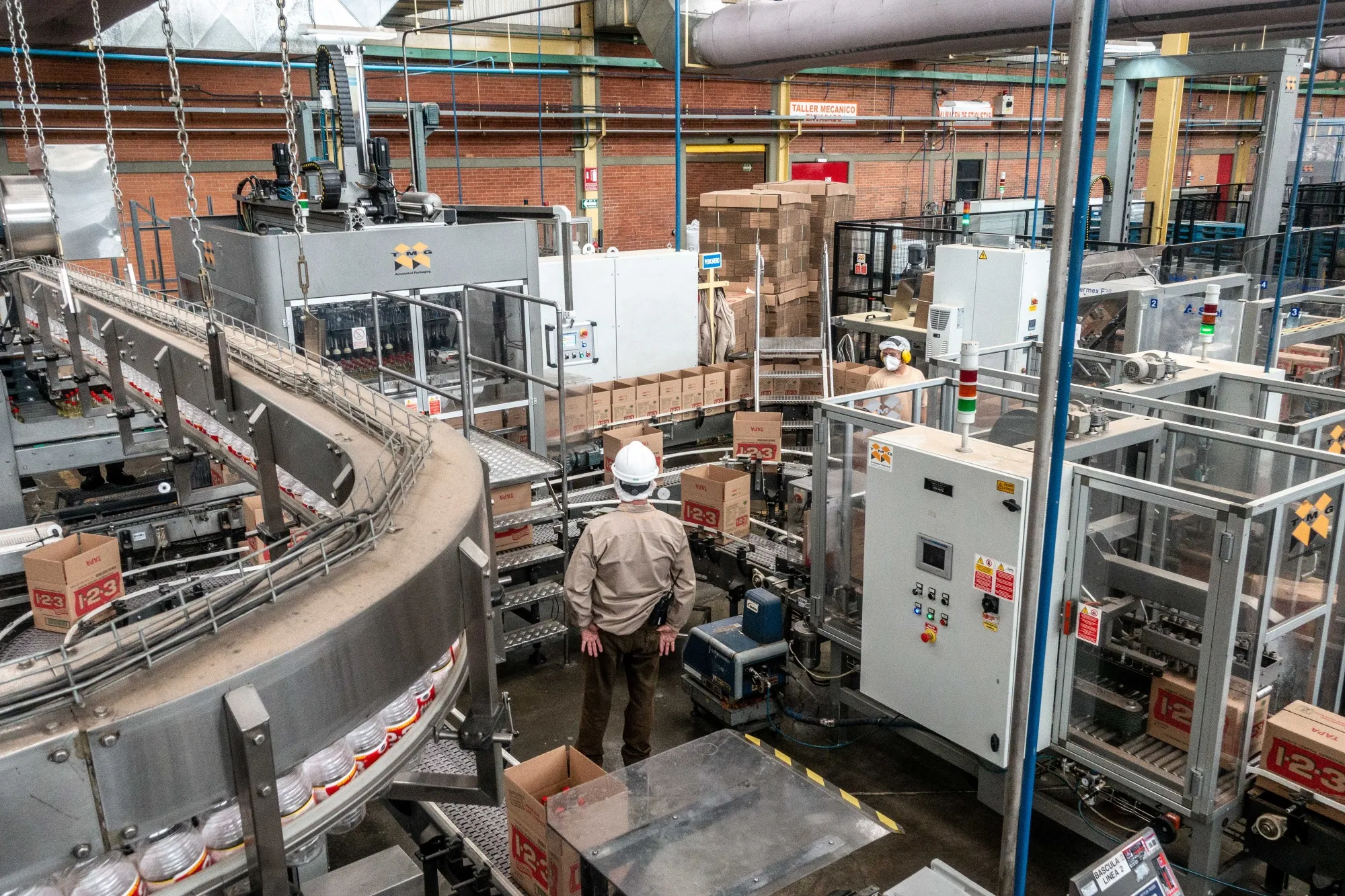 Factory workers&nbsp;in Ecatepec de Morelo, Mexico.