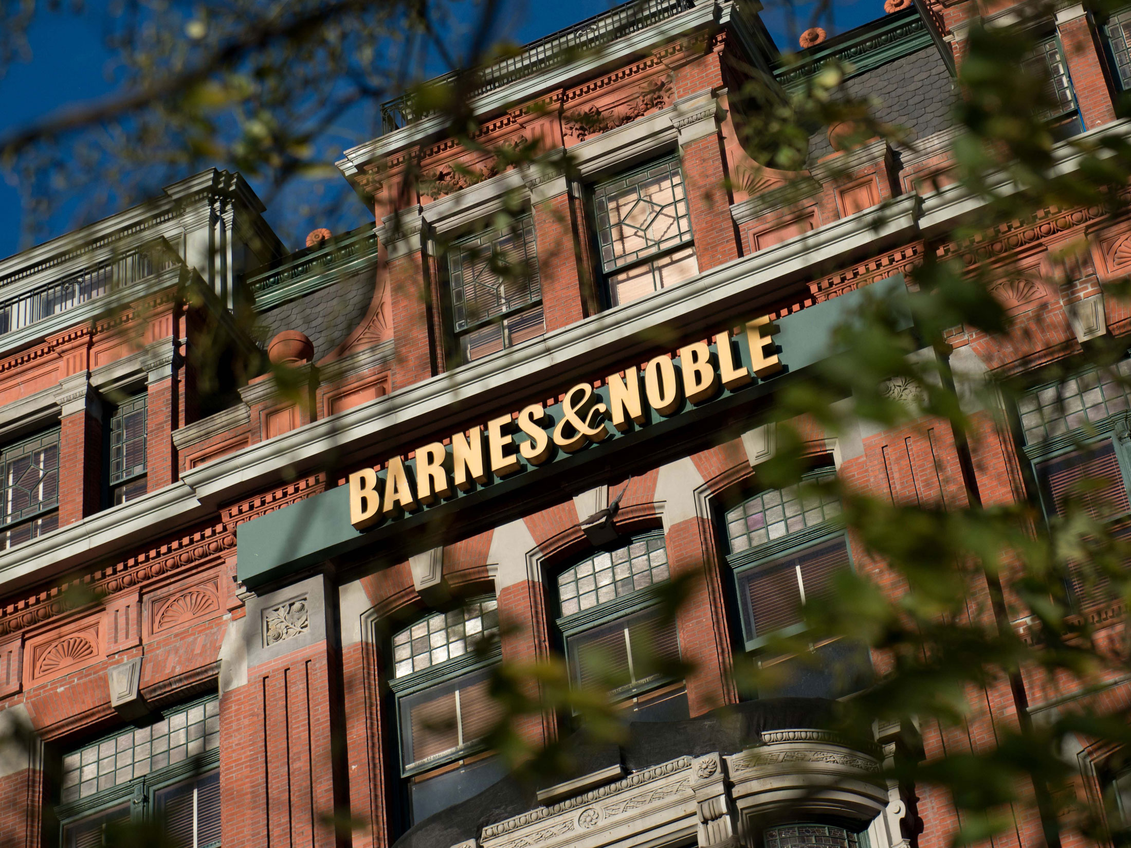 Barnes Noble S New Comeback Plan Alcohol Serving Restaurants
