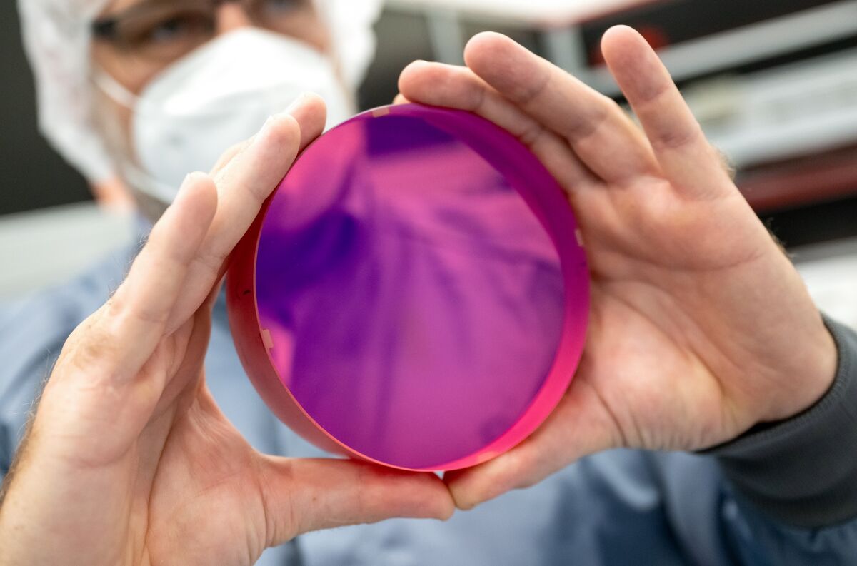 bloomberg.com - Christina Kyriasoglou - German Nuclear Fusion Startup Plans Lasers for Defense, Health