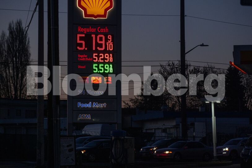 Drivers Wait In Long Lines As Gas Prices Rise