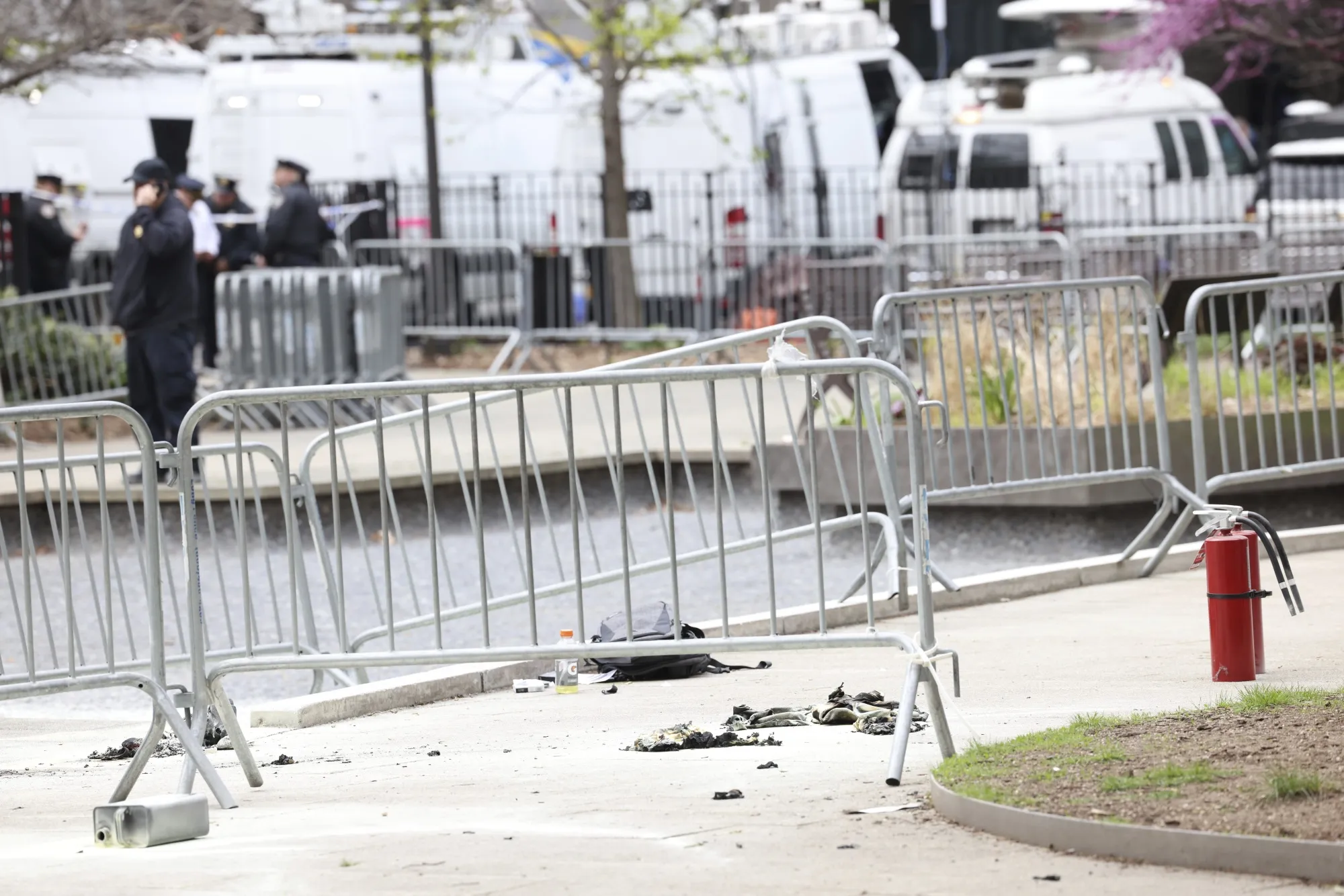 The man who set himself on fire outside the courthouse where Trump is ...