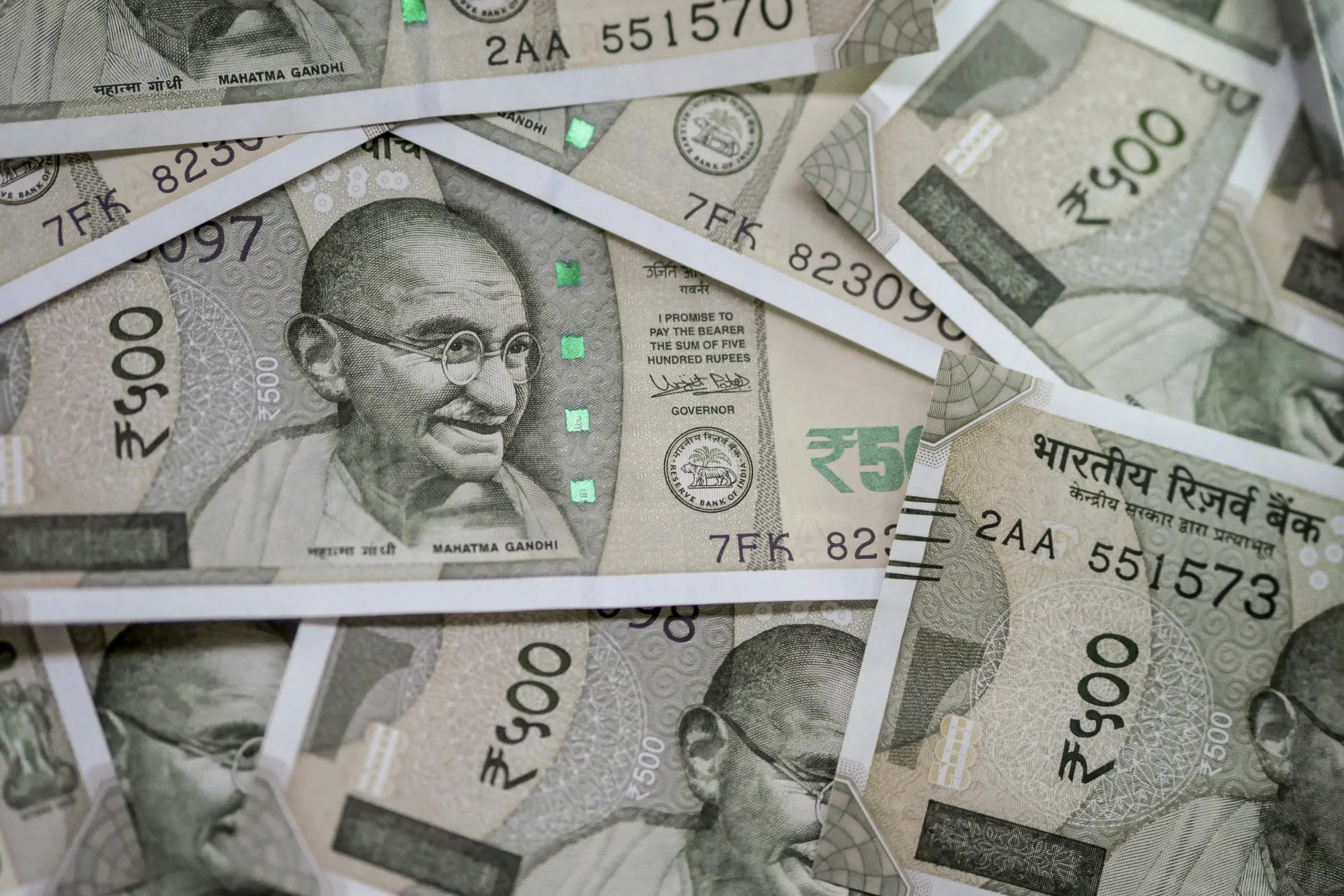Indian five hundred rupee banknotes.