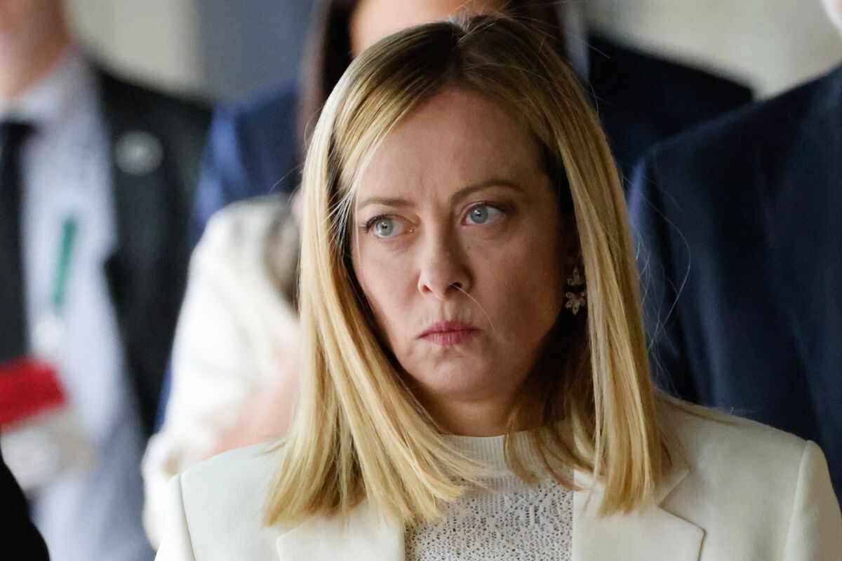 🟪"Giorgia Meloni al G7: Appello per un Cessate il Fuoco a Gaza nel Cuore delle Tensioni Iran-Israele"
