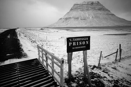 The only road leading to or from&nbsp;Kviabryggja Prison.