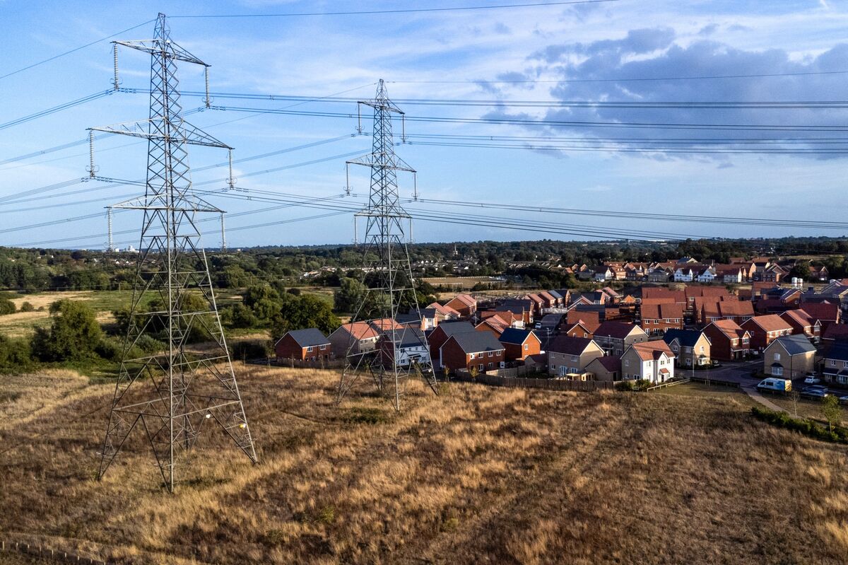 UK Energy Industry Calls for Regulator Breakup After Failures
