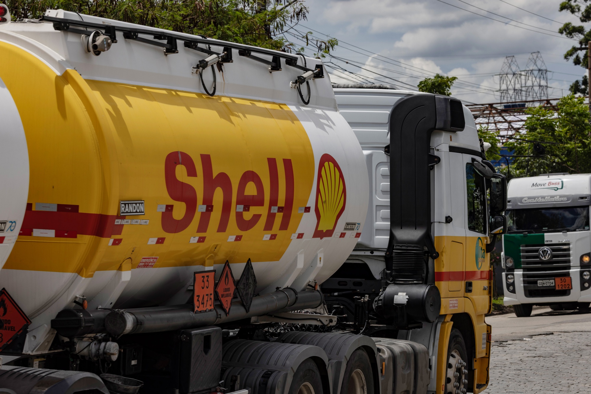 A Shell truck in Sao Paulo. Photographer: Victor Moriyama/Bloomberg