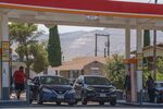 Customers refuel in El Paso, Texas, US.
