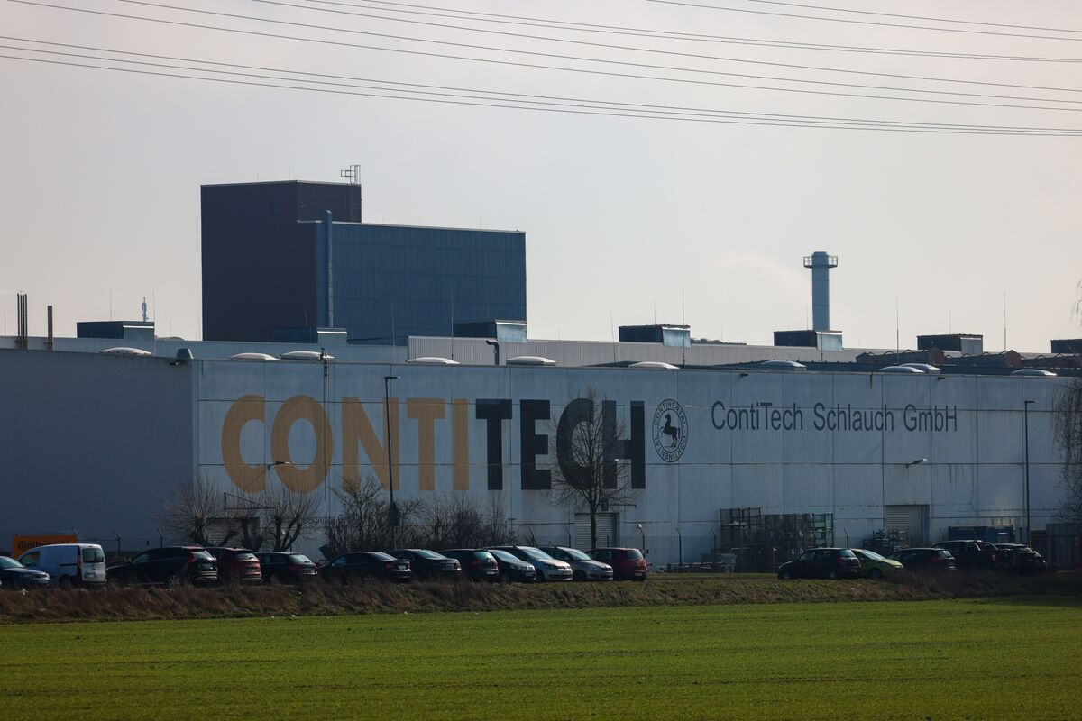 Barclays Lines Up $2.8 Billion Debt Package for ContiTech Deal