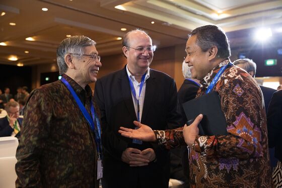Global Finance Chiefs Urge Trade War Solution as Bali Talks Wrap