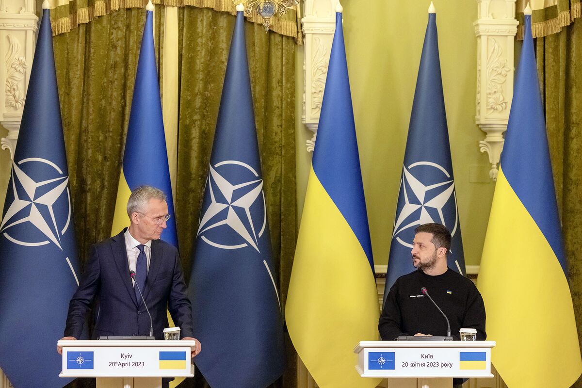 NATO Proposes $100 Billion, Five-Year Fund to Aid Ukraine