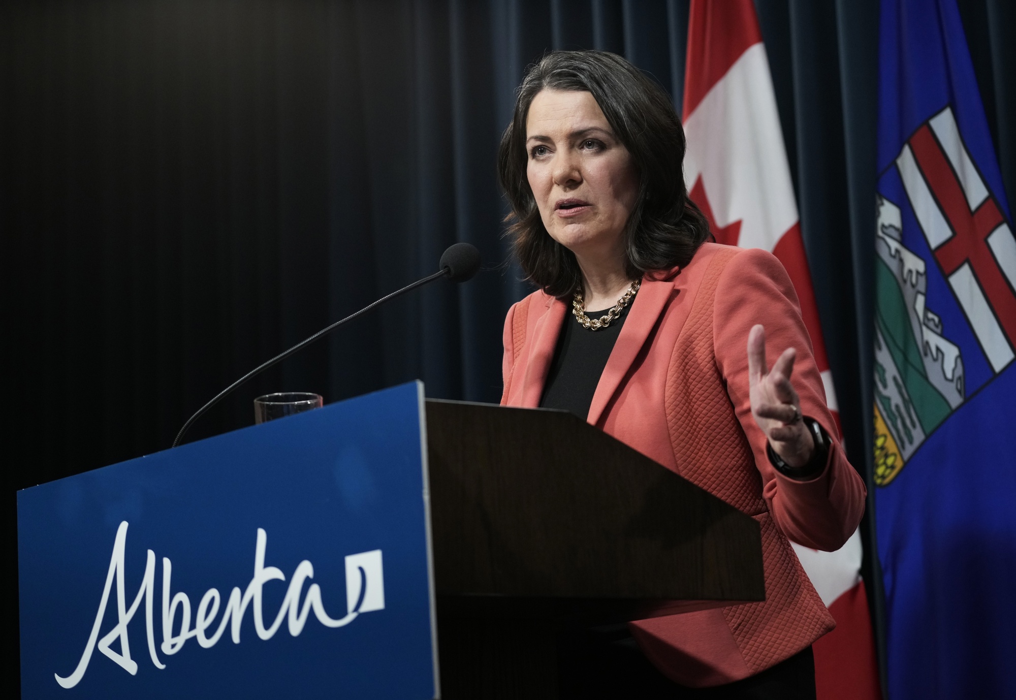 Alberta Election: Danielle Smith’s Gaffes Put Canada Oil Heartland Up ...