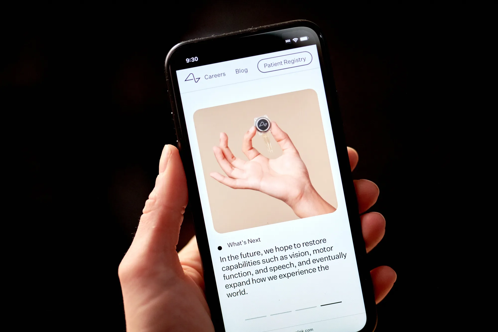 The Neuralink website displaying the brain implant chip.