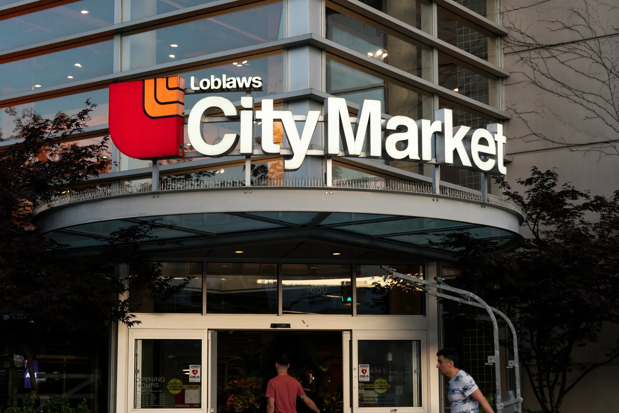 A Loblaws Grocery Store As Inflation Illusions Drive Shoppers Away From Big Canada Grocers