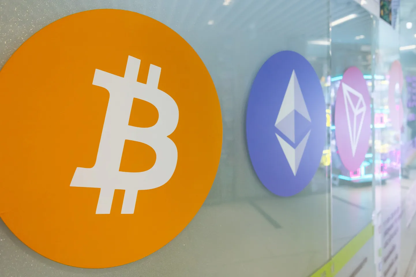 Russia Moves to Legalize Domestic Crypto Deals for Retail Buyers - Bloomberg