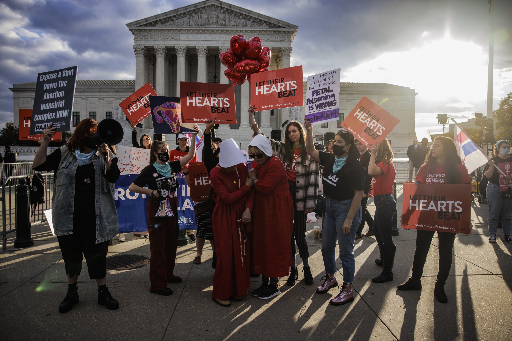 Supreme Court Grapples With Courts’ Powers To Stop Texas Abortion Law ...