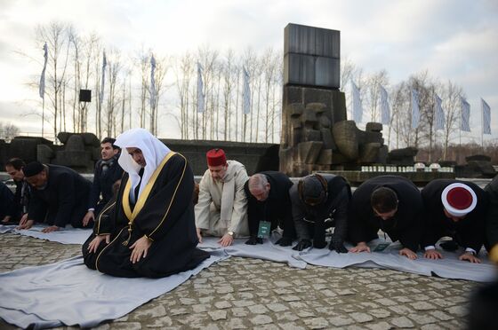 Saudi Cleric Visits Auschwitz and Reaches Out to Polish Jews