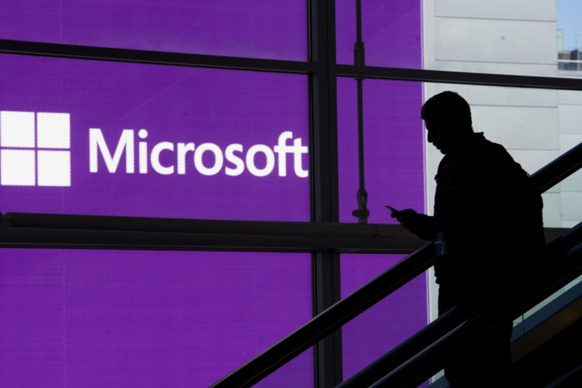 US Probes Microsoft’s Deal With AI Firm Inflection, WSJ Says