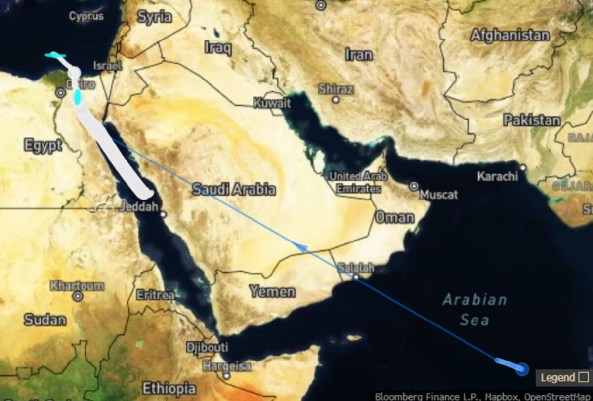 Asia-Bound Tanker Exits Red Sea Via Suez as Others Risk Strait