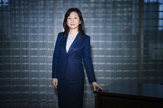 Japan Needs Woman Leader to Halt Population Slide, Lawmaker Says