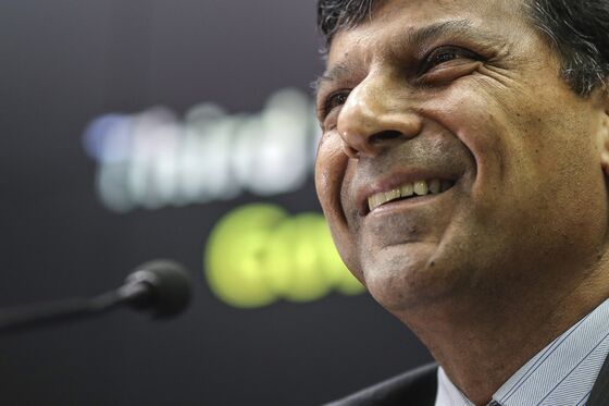 Rajan Says There's `No Right Answer' to Question on BOE Top Job