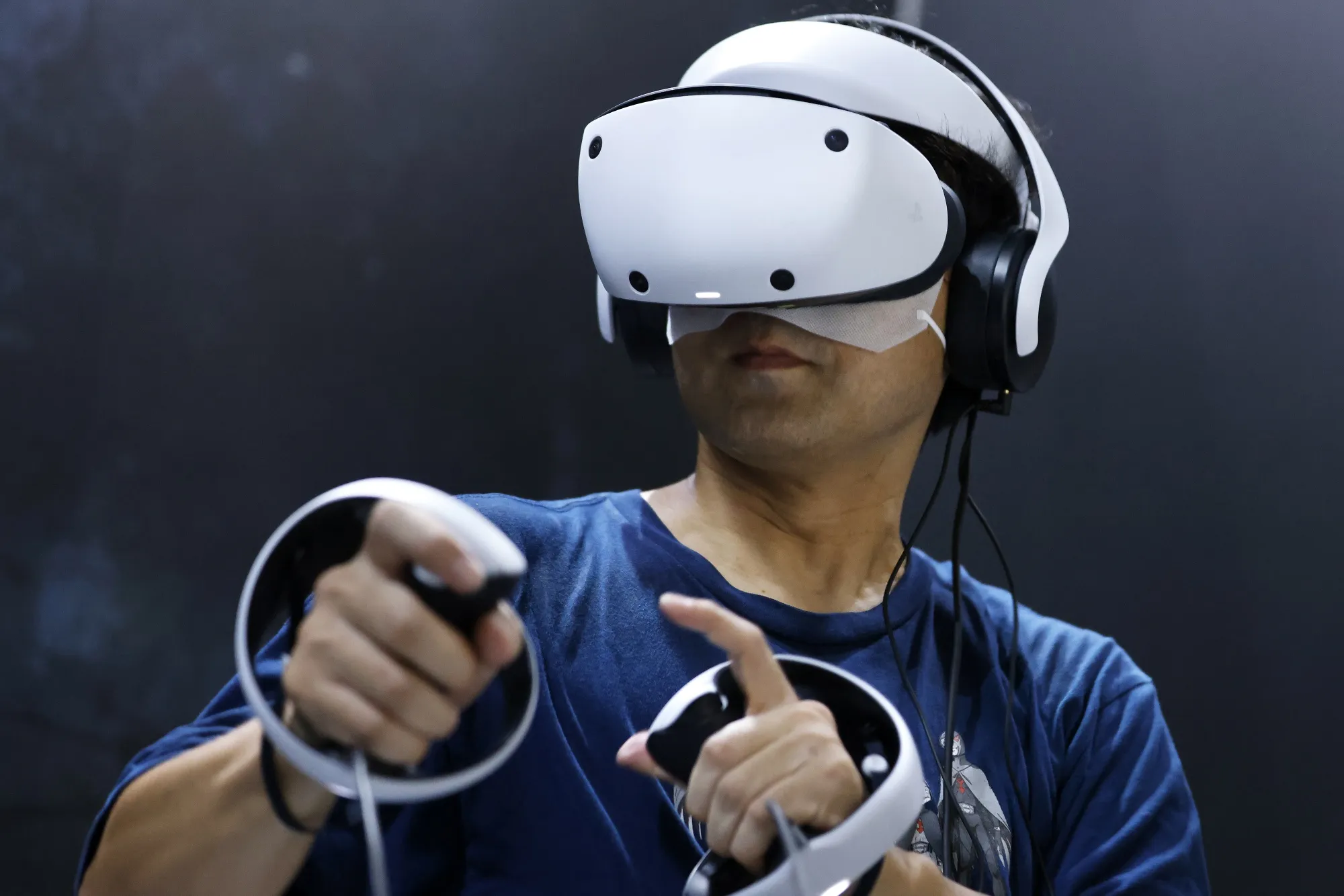 Sony Hits Pause on PSVR2 Production Until It Clears Unsold Inventory -  Bloomberg