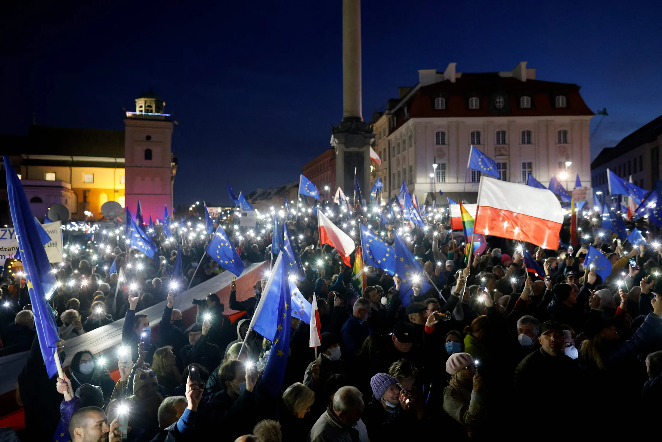 Demonstrators gather during&nbsp;a pro-EU demonstration, in front of the Royal Castle in Warsaw on Oct.&nbsp;10.