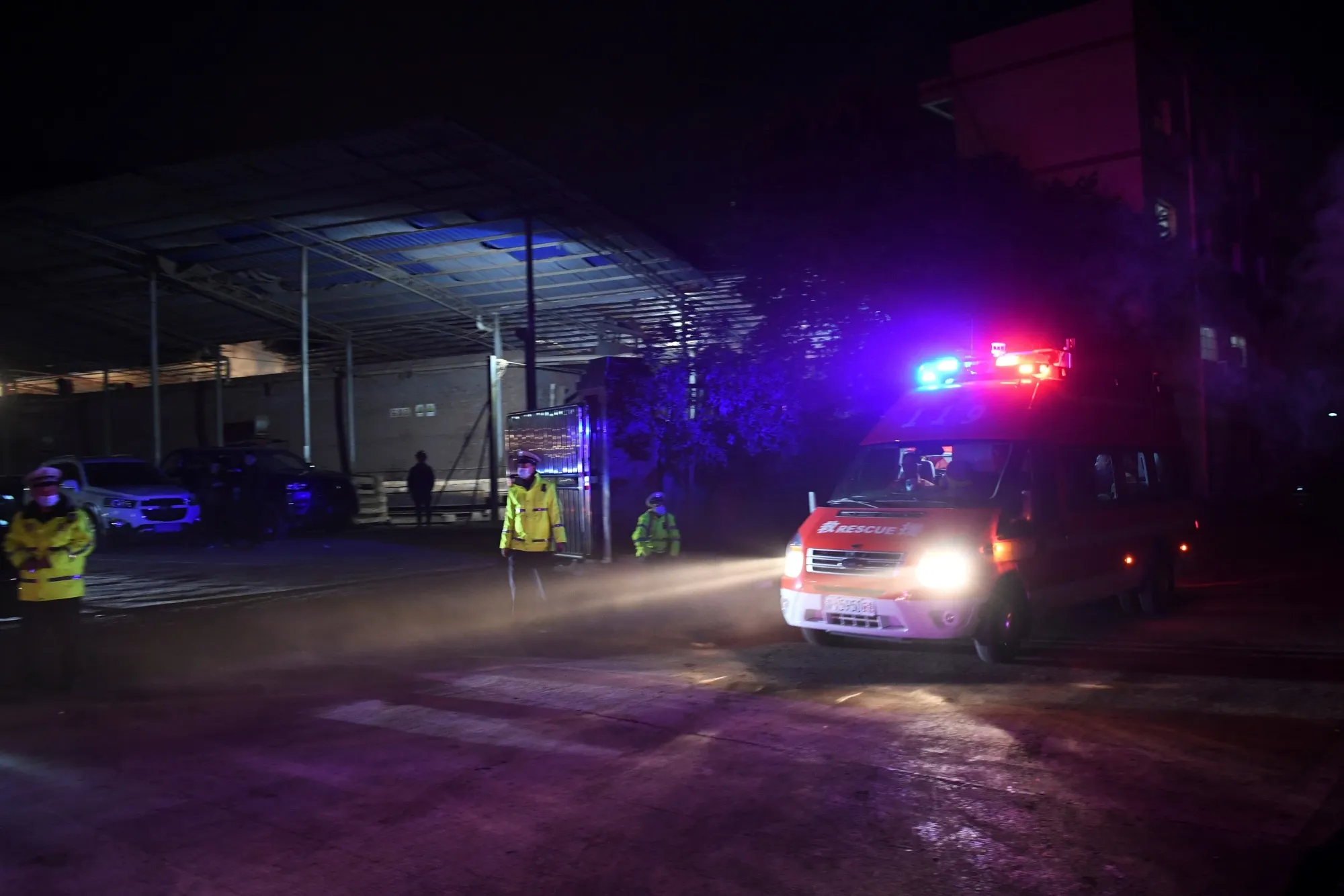 Rescuers at the Diaoshuidong coal mine in Chongqing in Dec. 2020. A carbon monoxide leak at the facility left 18 dead.