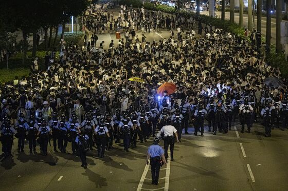 Hong Kong Protesters Draw a Red Line With China