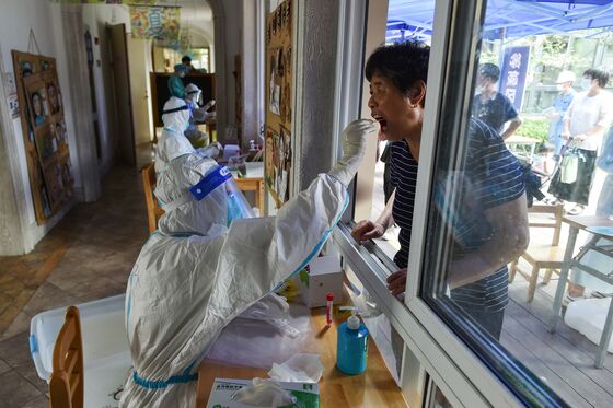 Virus Flares in Wuhan as Delta Challenges China’s Defenses