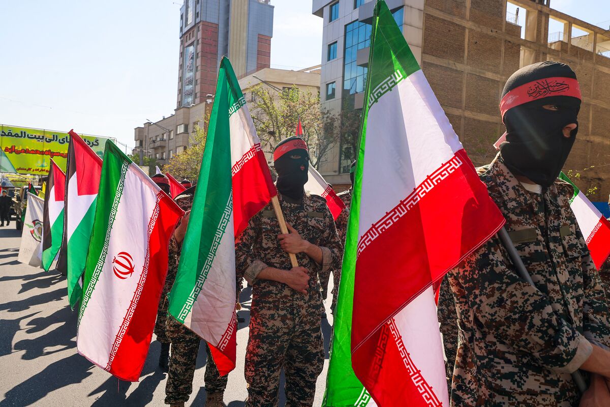 Iran Prepares to Retaliate for Israeli Strike on Its Consulate in Syria