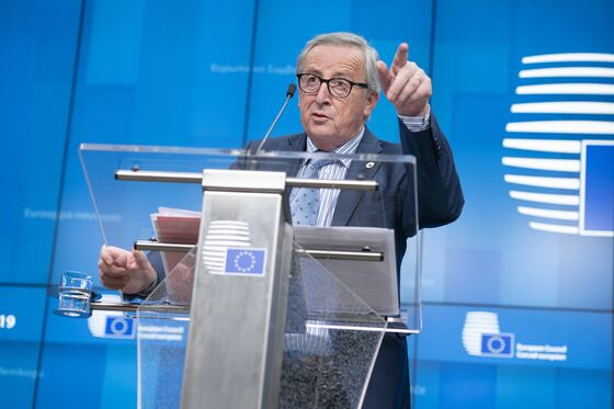 EU’s Brexit Patience With U.K. Won’t Last Forever, Juncker Says