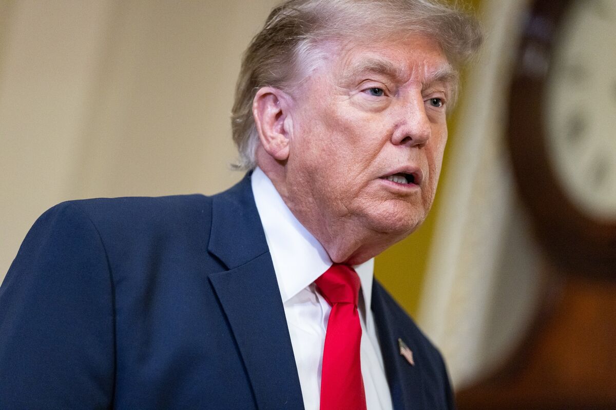 Trump Insists ‘There’s Nothing Wrong’ With His Big Crypto Gains