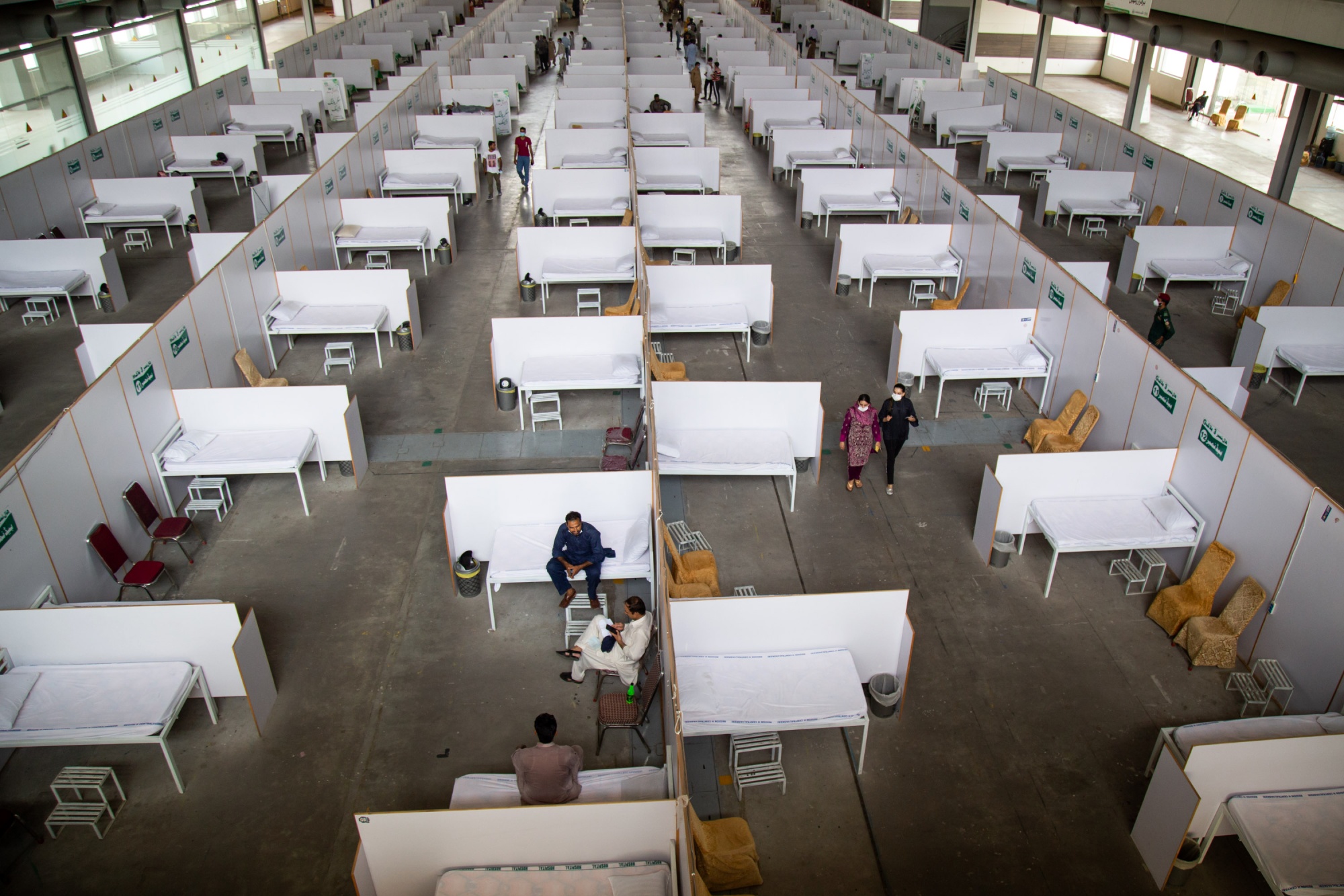 Pakistan Faces Tough Budget Choices as Pandemic Cloud Lifts