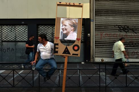 Merkel Arrival in Athens to Be Met by Anti-Austerity Protesters