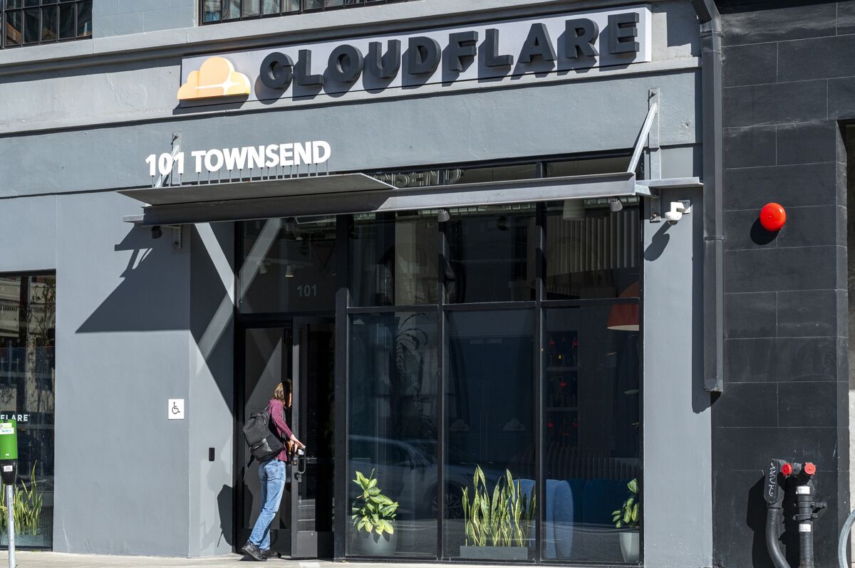 Cloudflare to Cut One-Fifth of Workers in Move to AI-First Model