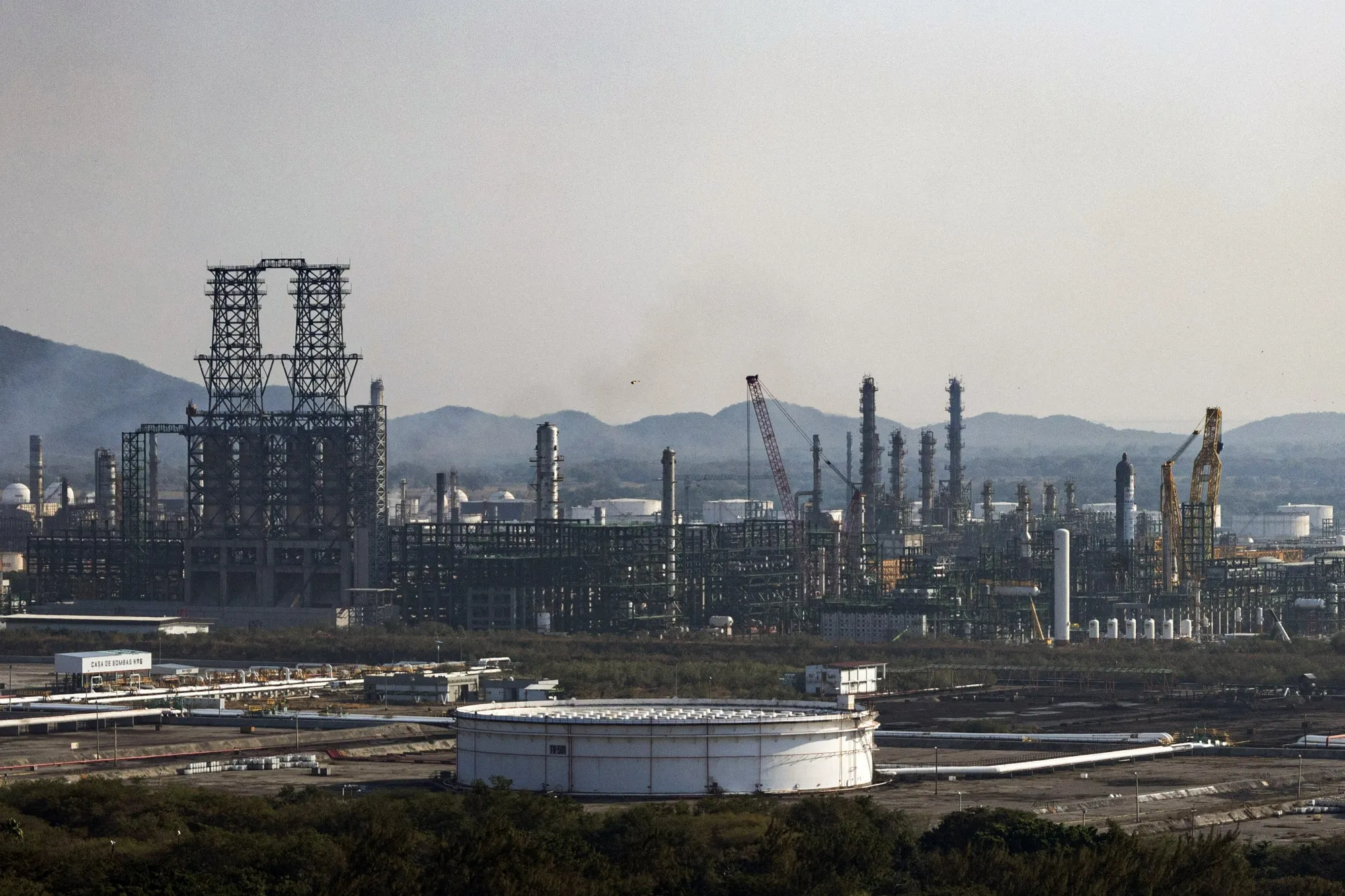 An oil refinery in Salina Cruz, Mexico on Jan. 8.