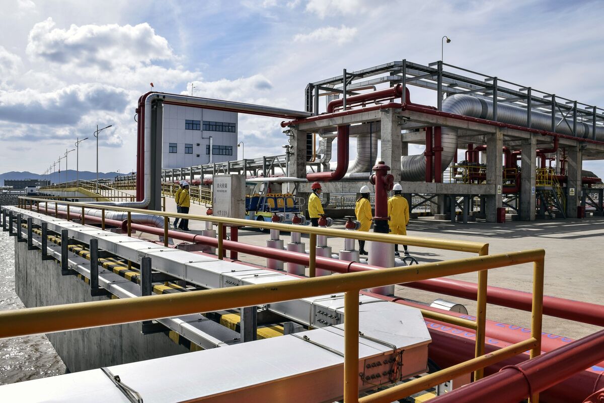 Exxon, Chevron See China Gas Demand Growth Even With Russia Pipe