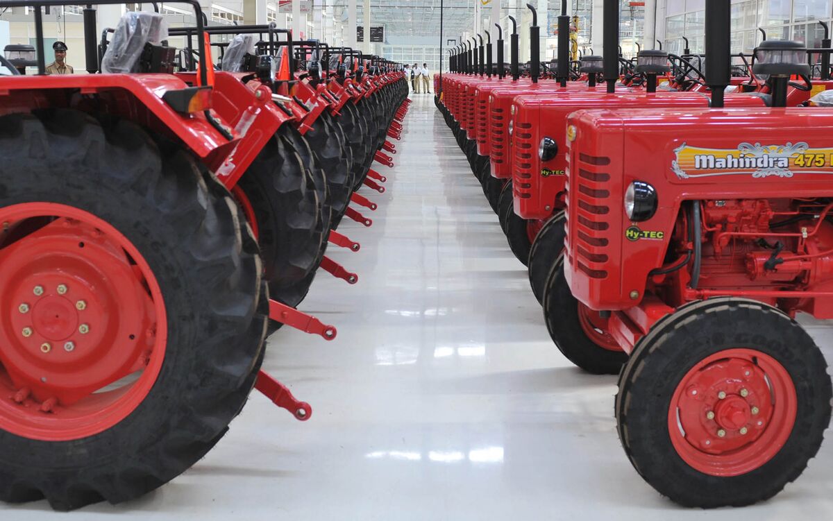 India’s Largest Tractor Maker Sees Self-Driving Future in Farms - Bloomberg